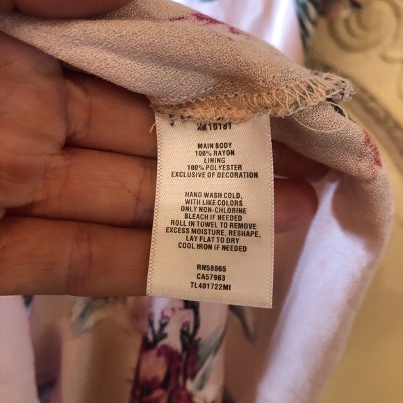 ✨ Leith Ruffle High/Low Maxi Dress ✨ - Picture 6 of 7